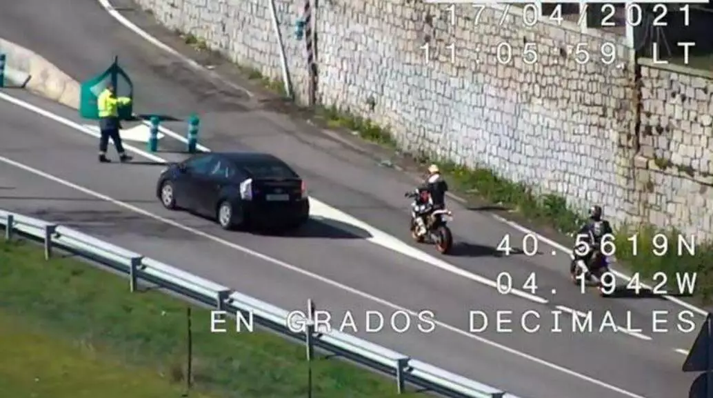 Come i droni DGT danno la caccia agli automobilisti spericolati 1 Come i droni DGT danno la caccia agli automobilisti spericolati
