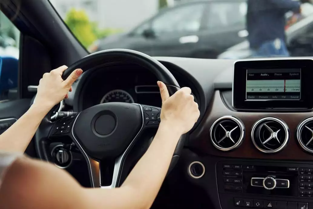 Come funziona il servosterzo nelle auto? 1 Come funziona il servosterzo nelle auto?
