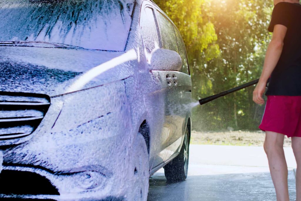 L'idropulitrice danneggia la vernice dell'auto?